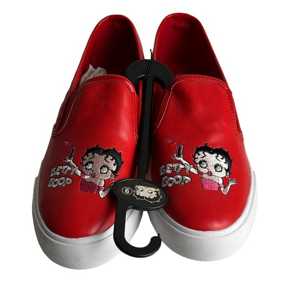 BETTY BOOP Sneakers Slip On - Picture 1 of 12